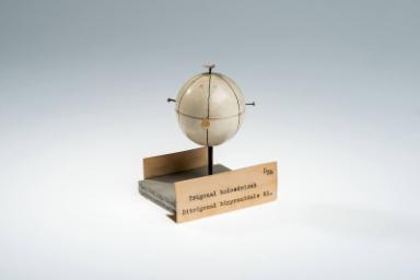 Trigonal holoedrisch Ditrigonal bipyramidale Klasse