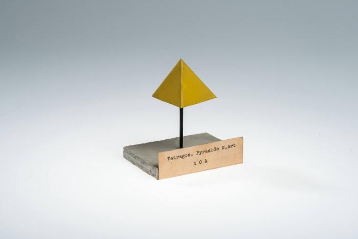 Tetragonale Pyramide 2. Art