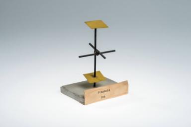 Pinakoid (001)