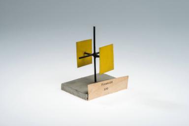 Pinakoid (100)