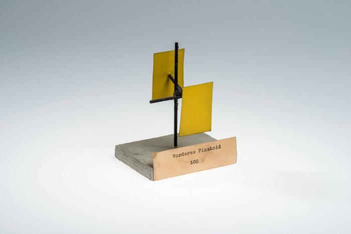 Vorderes Pinakoid (100)