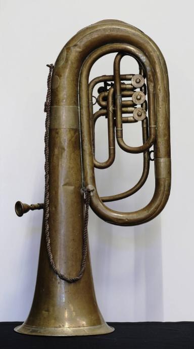 Basstuba