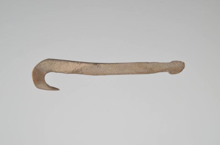 Gefälschtes Knochenartefakt