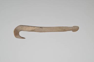 Gefälschtes Knochenartefakt