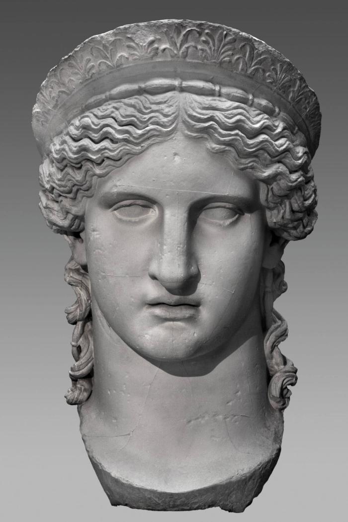kolossaler Portrtäkopf (?) vielleicht der Antonia minor, sog. Juno Ludovisi