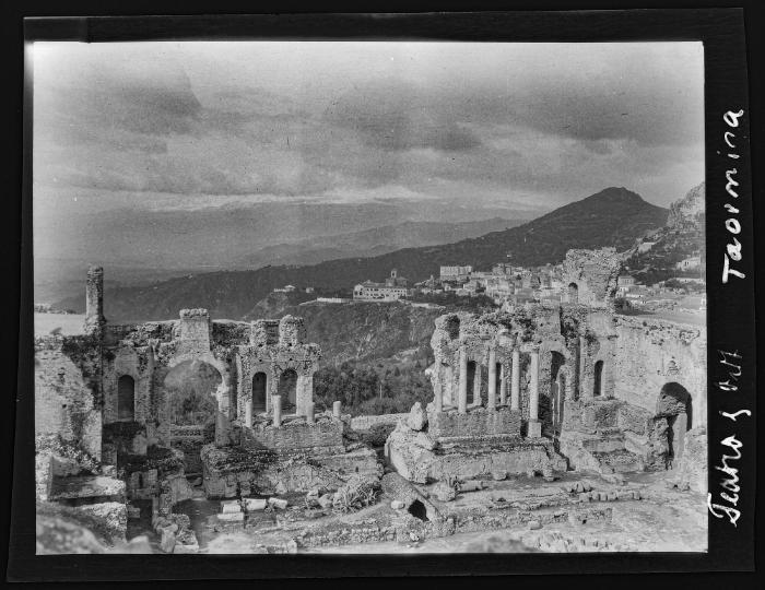 Taormina, Theater