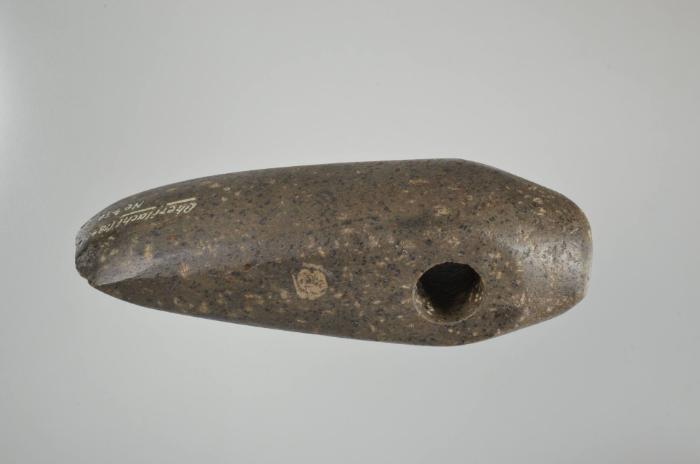 Facettierte Hammeraxt