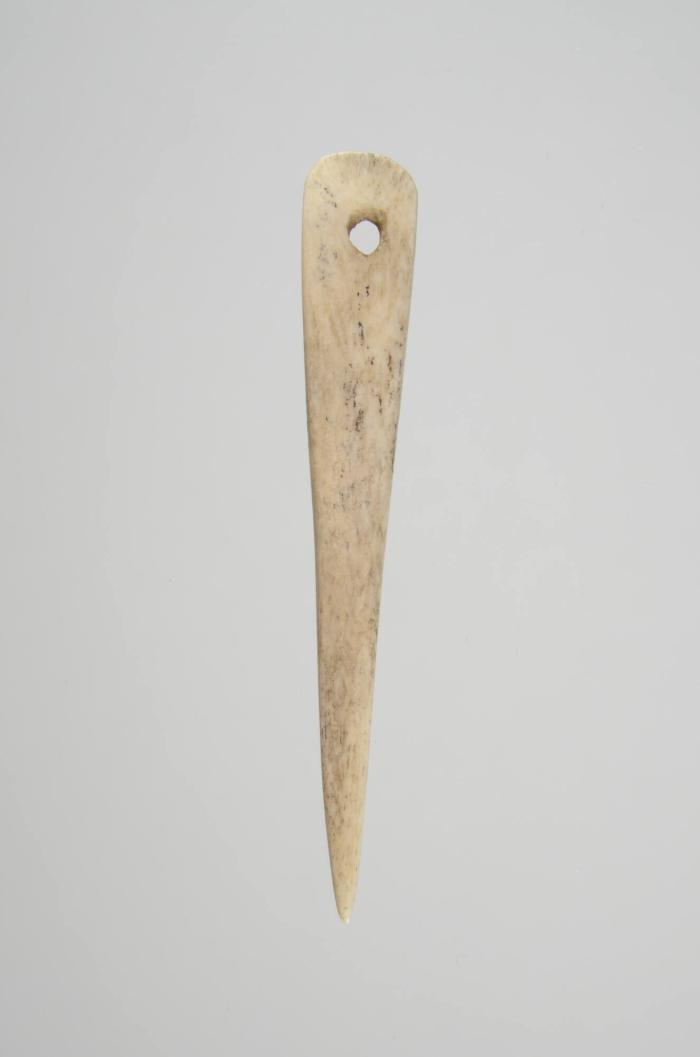 Gefälschtes Knochenartefakt