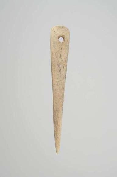 Gefälschtes Knochenartefakt