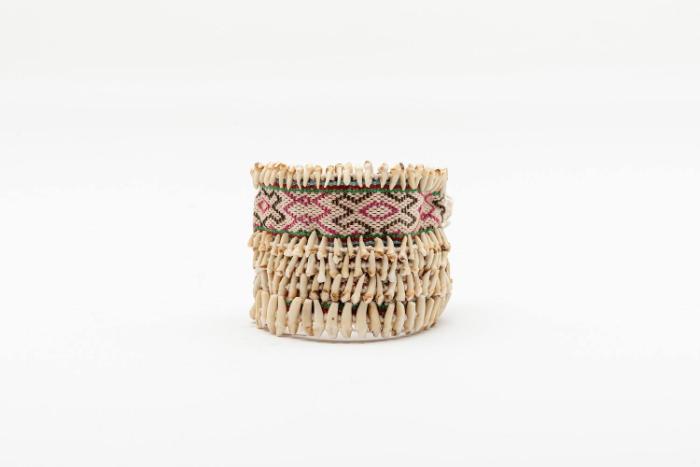 Zwei Armbänder "mönöshöti" der Shipibo-Conibo