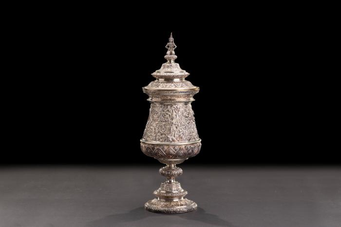 Deckelpokal (Siam)
