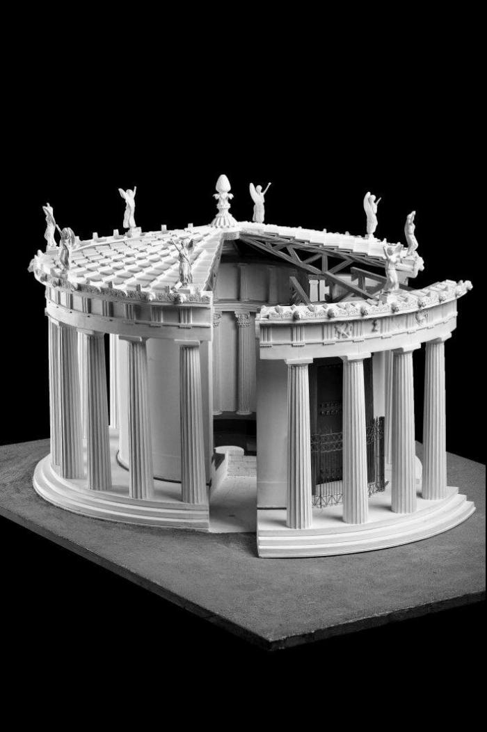 Modell des Tholos (Rundtempel) der Athena Pronaia in Delphi, Maßstab 1:20