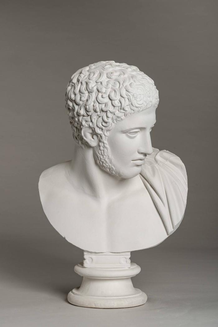 Büstenausschnitt von der Statue eines Heroen, sog. Diomedes