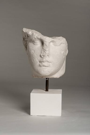 Kopf der Athena aus Larisa