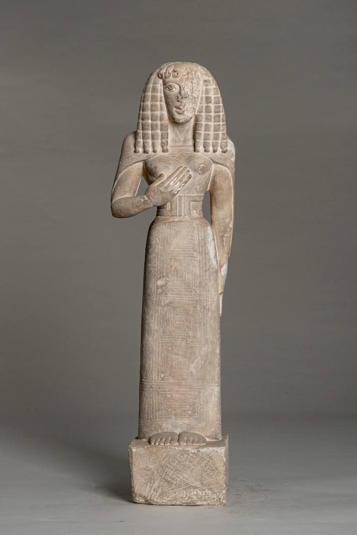 weibliche Statuette, sog. Dame von Auxerre