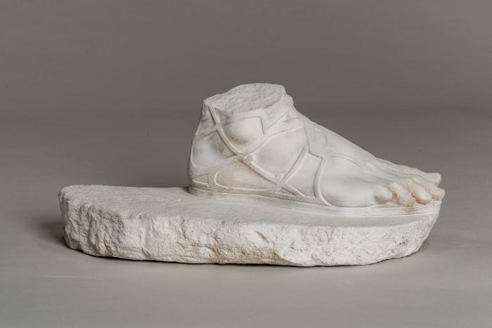 Rechter Fuß des Hermes des Praxiteles