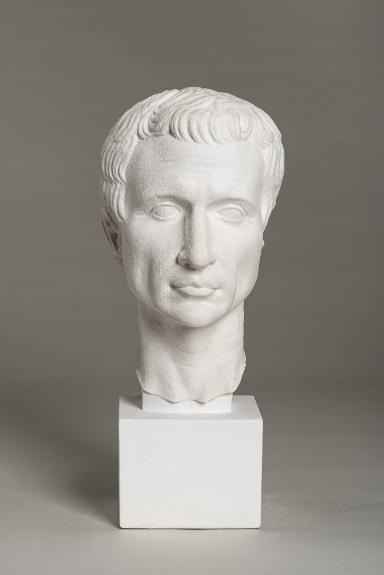 Neuzeitlicher Porträtkopf des C. Iulius Caesar