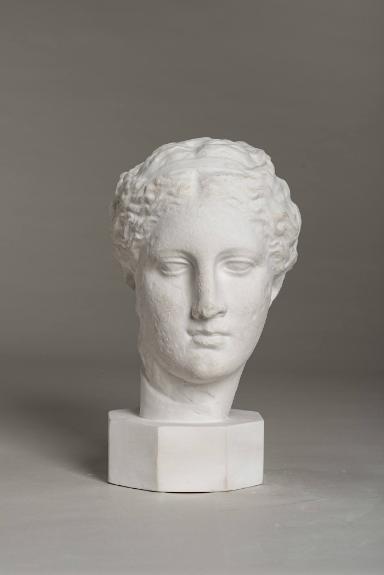 sog. Hygieia von Tegea