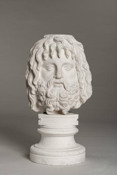 Kopf des Serapis