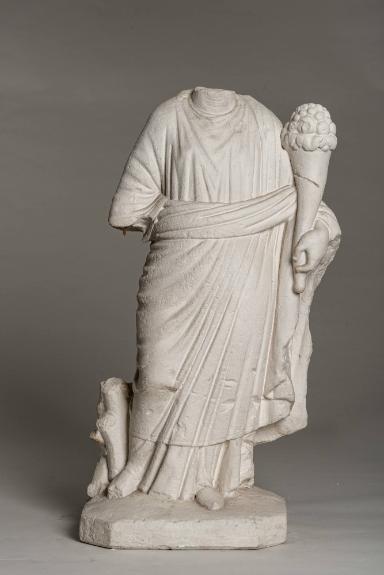 Statuette der Fortuna mit Füllhorn