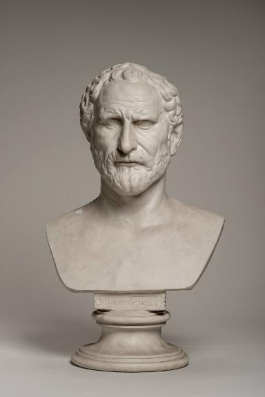 Kopf von der Porträtstatue des Redners Demosthenes auf moderner Büste