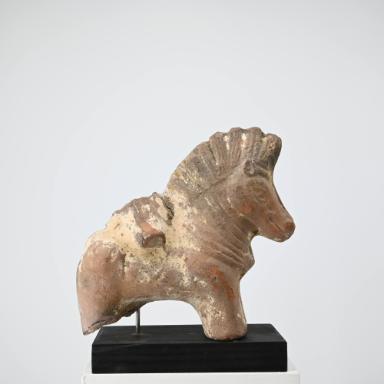 Figurine: Bepacktes Pferd