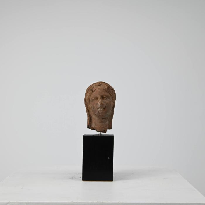 Figurine: weiblicher Kopf mit knidischer Frisur