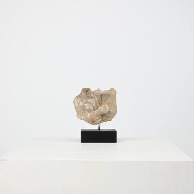 Figurine: weiblicher Torso mit Saiteninstrument