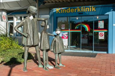 Tanzende Kinder