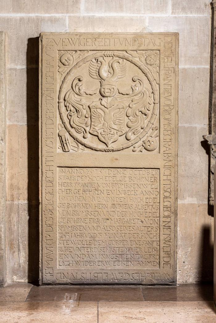 Grabplatte für Franz von Brombsen