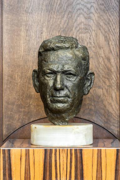 Büste von Walther Gebhardt