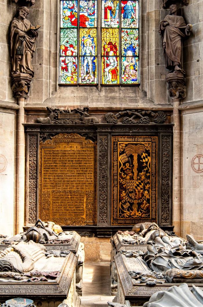 Ehrentafel für Herzog Eberhard I. im Bart
