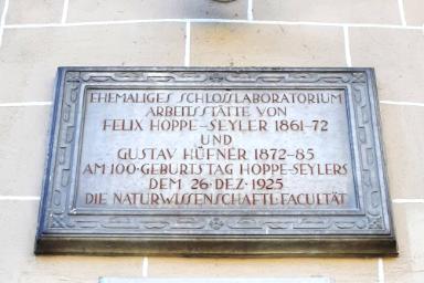 Gedenktafel für Felix Hoppe-Seyler und Gustav Hüfner
