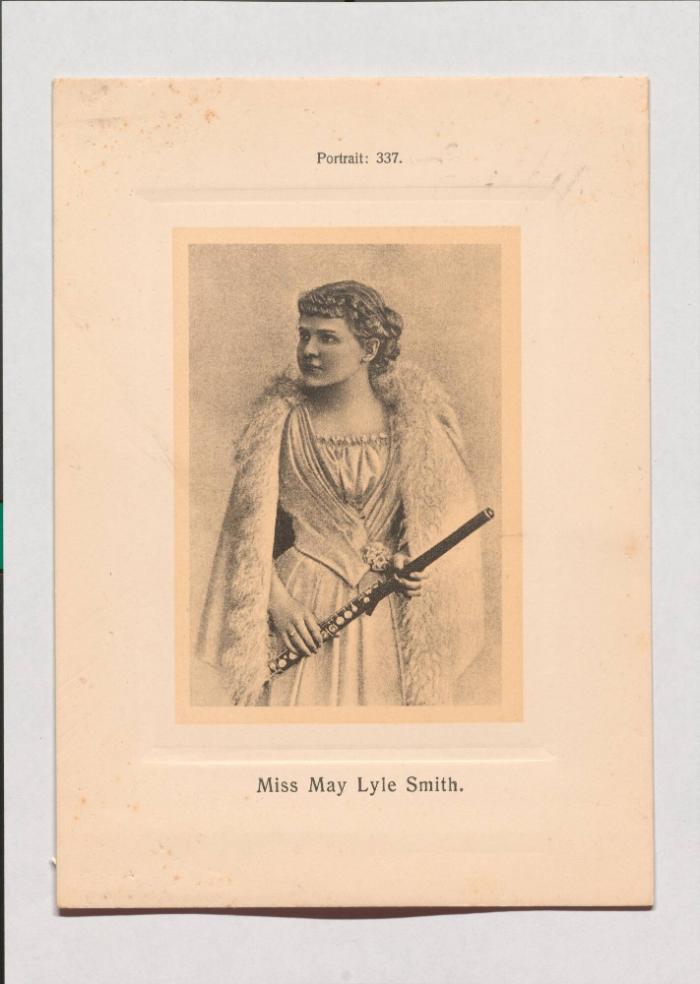 Miss May Lyle Smith aus Adolph Goldbergs Porträt-Sammlung hervorragender Flöten-Virtuosen, Dilettanten und Komponisten