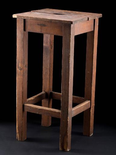 Holzhocker